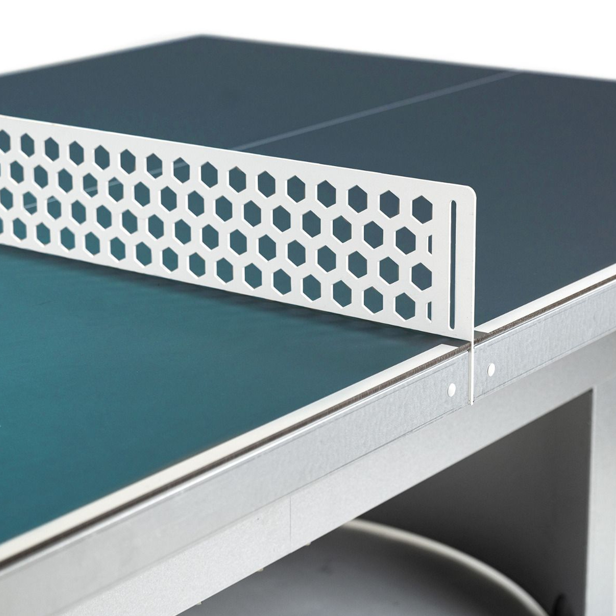 Cornilleau Outdoor Table Tennis Table – Campus 510
